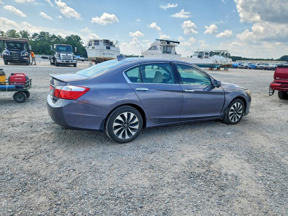 66296986 :رقم المزاد ، 1HGCR6F5XFA013867 vin ، 2015 Honda Accord مزاد بيع