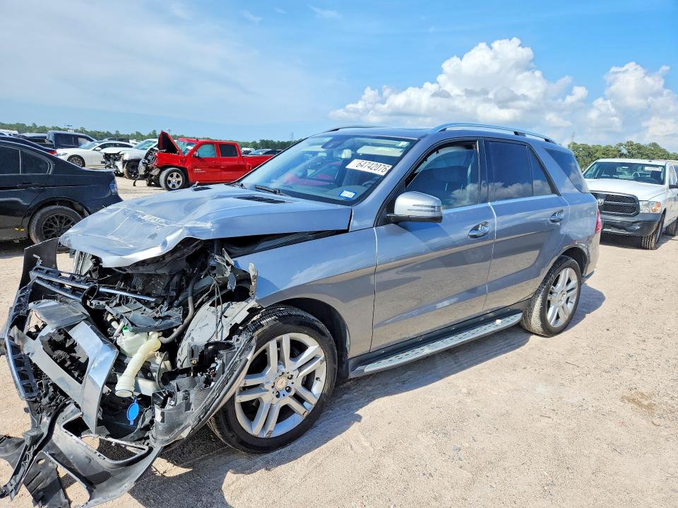 64742076 :رقم المزاد ، 4JGDA5JBXFA605606 vin ، 2015 Mercedes-benz Ml مزاد بيع