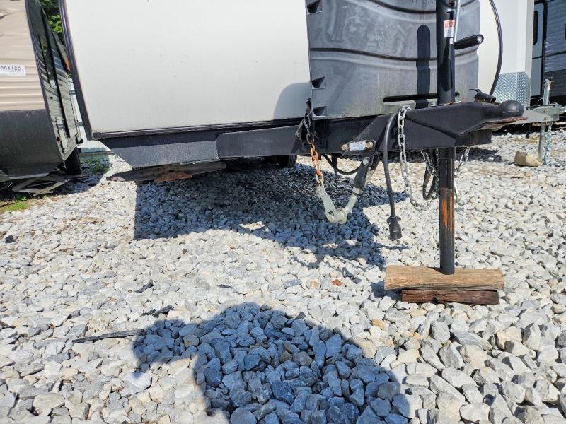 66970306 :رقم المزاد ، 4X4TSVZ2XDL021624 vin ، 2013 Forest River Surveyor Sport مزاد بيع