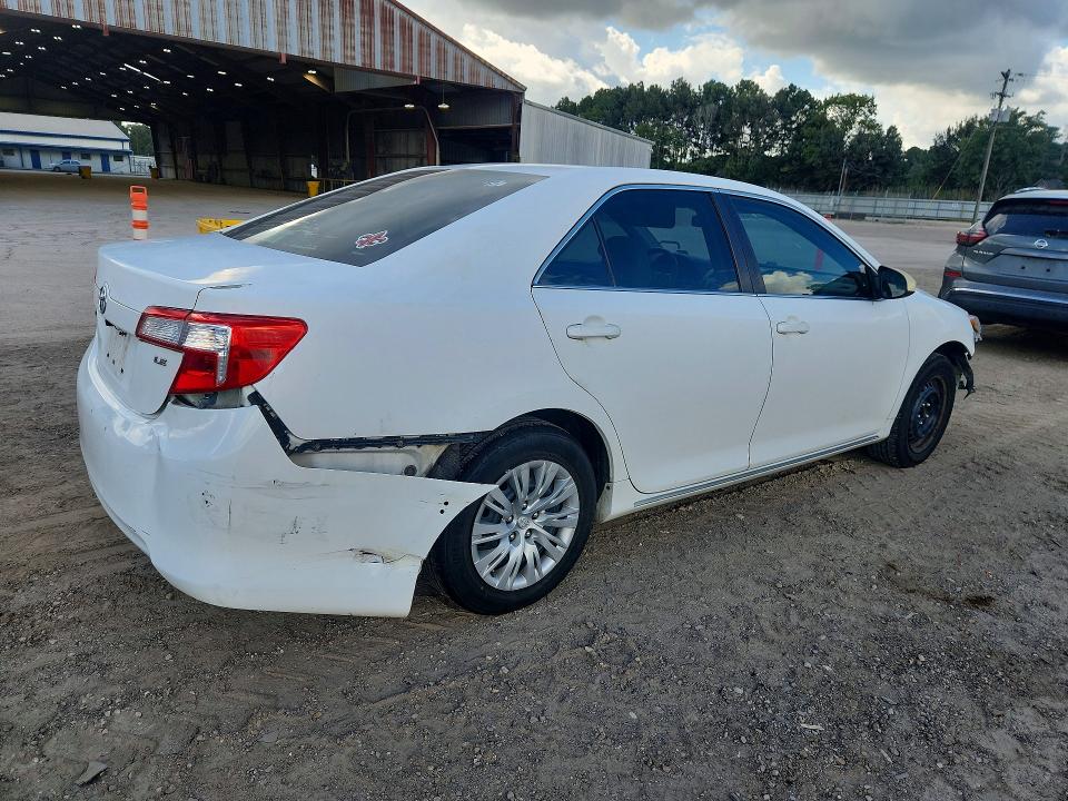 Aukcja sprzedaży 2014 Toyota Camry, vin: 4T4BF1FKXER357502, numer aukcji: 64334466