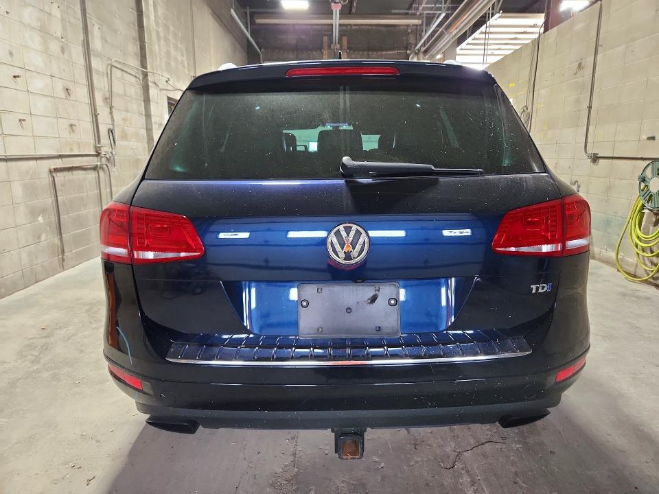 Продажа на аукционе авто 2014 Volkswagen Touareg, vin: WVGEP9BP4ED008582, номер лота: 65805256