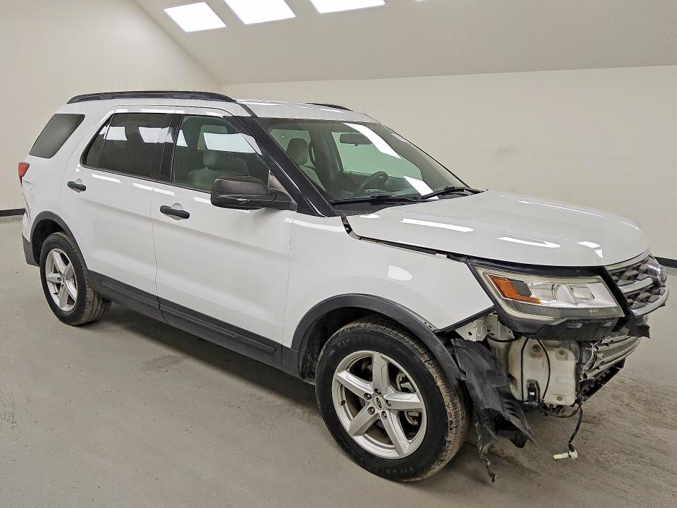 63882346 :رقم المزاد ، 1FM5K8B84JGB13262 vin ، 2018 Ford Explorer مزاد بيع