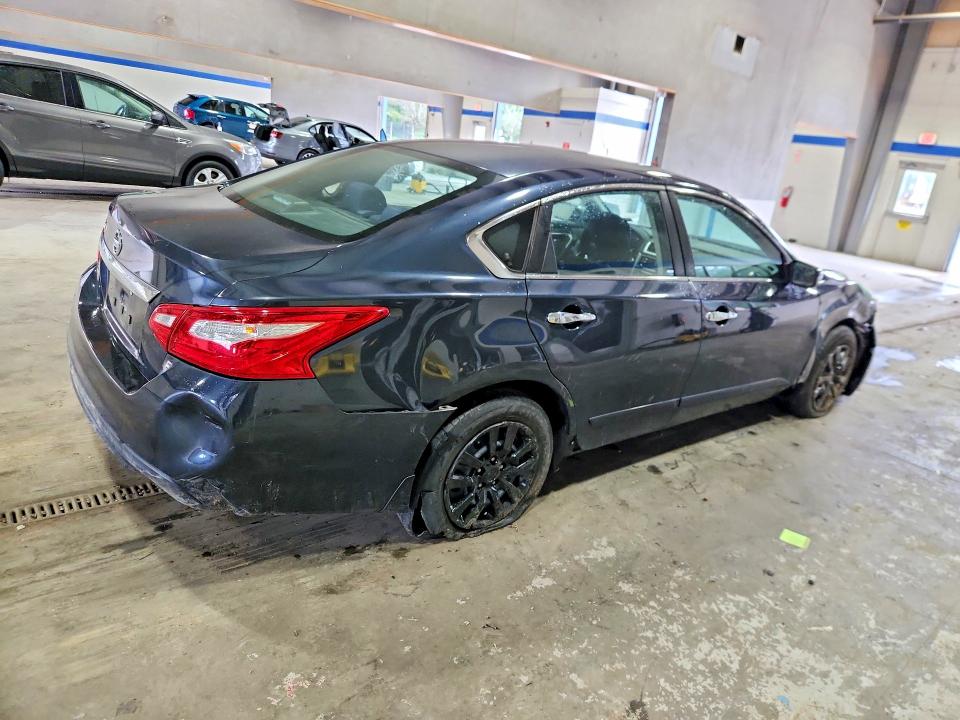 2016 Nissan Altima მანქანა იყიდება აუქციონზე, vin: 1N4AL3AP3GC174183, აუქციონის ნომერი: 63544476