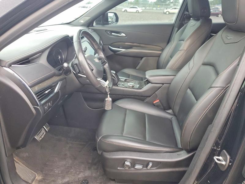61186076 :رقم المزاد ، 1GYFZFR45KF100419 vin ، 2019 Cadillac Xt4 مزاد بيع