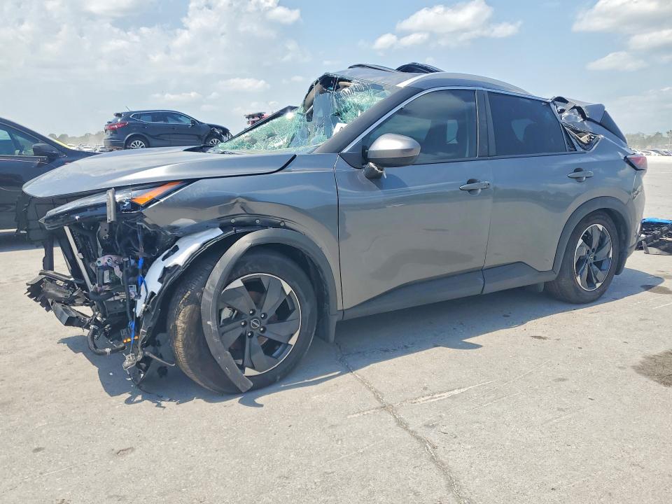 65201956 :رقم المزاد ، 5N1BT3BB6TC706128 vin ، 2026 Nissan Rogue مزاد بيع