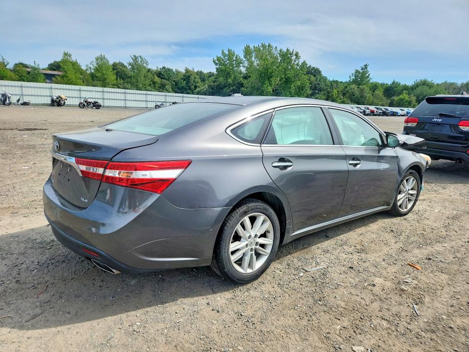 66813436 :رقم المزاد ، 4T1BK1EB8EU097706 vin ، 2014 Toyota Avalon مزاد بيع
