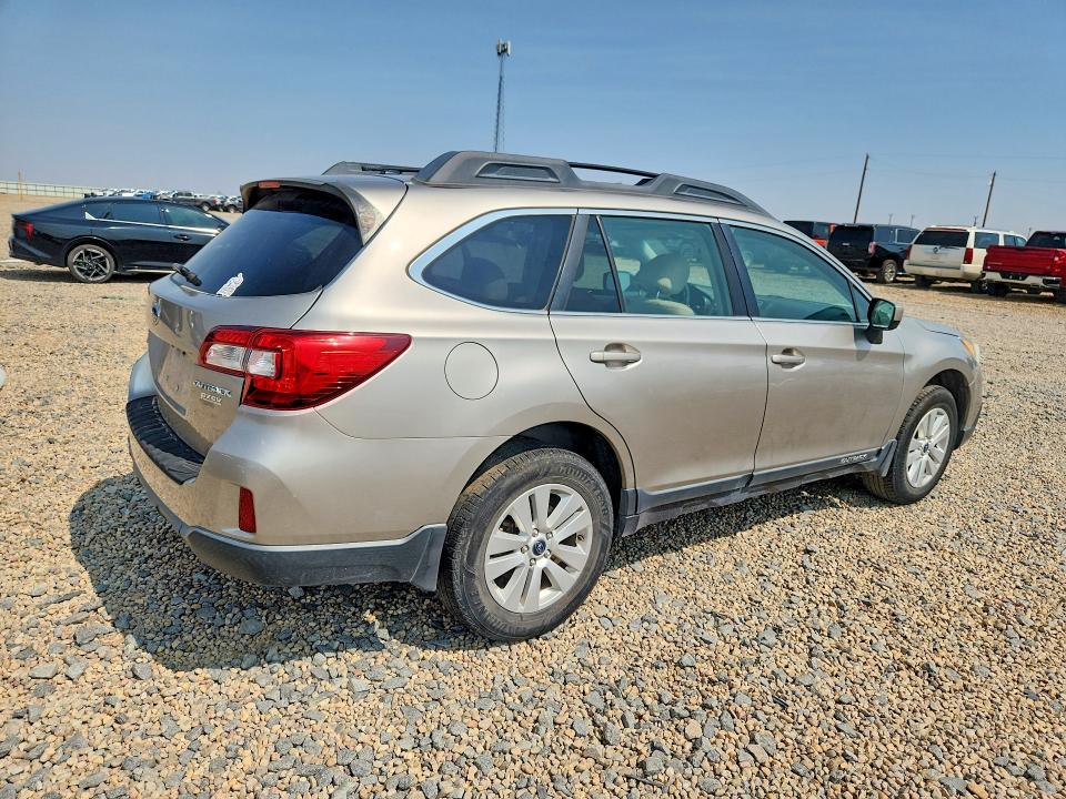 63528986 :رقم المزاد ، 4S4BSACC0F3266832 vin ، 2015 Subaru Outback مزاد بيع