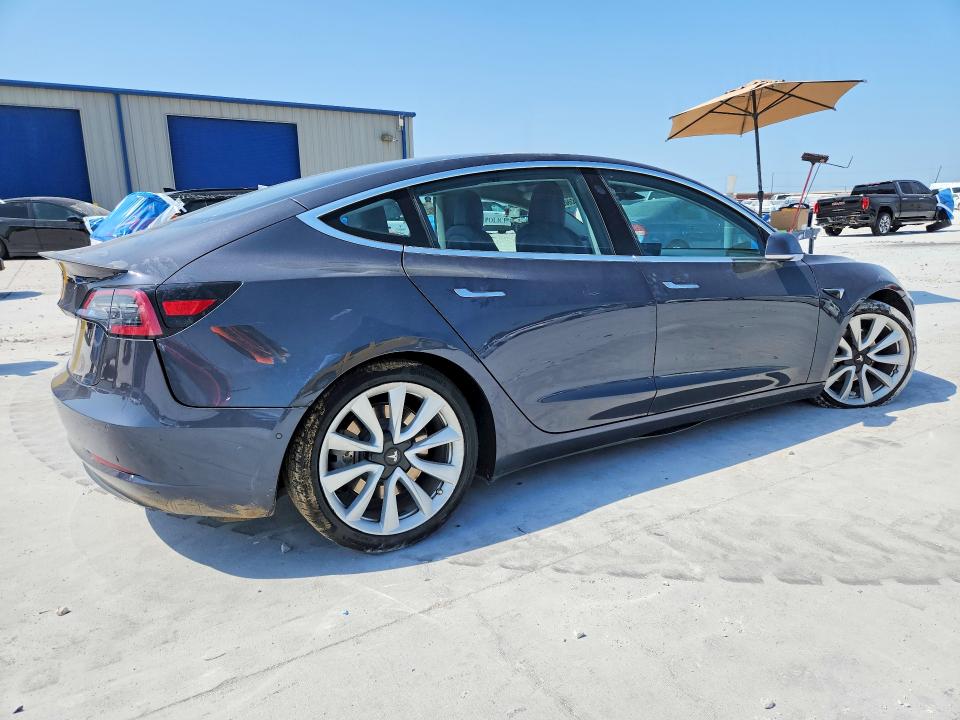 Aukcja sprzedaży 2018 Tesla Model 3, vin: 5YJ3E1EA5JF024013, numer aukcji: 64283966