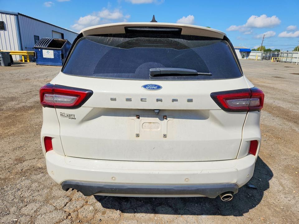 64098396 :رقم المزاد ، 1FMCU0MN9RUA47617 vin ، 2024 Ford Escape مزاد بيع