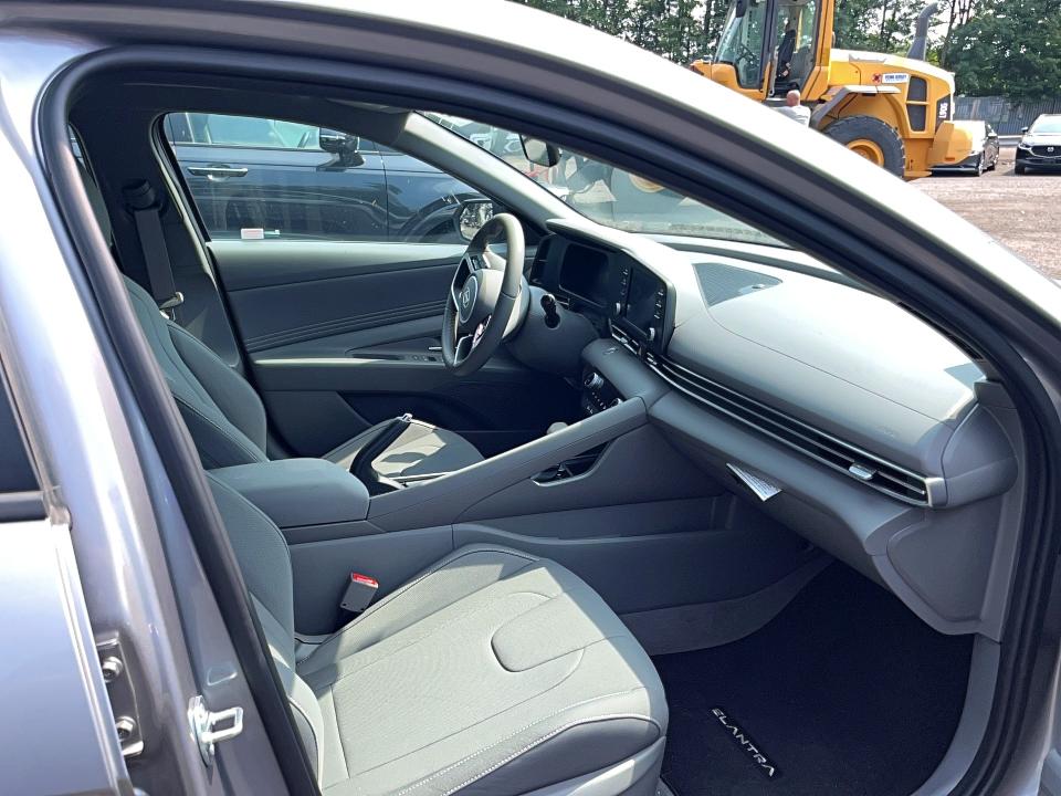 64933316 :رقم المزاد ، KMHLM4DG0SU094579 vin ، 2025 Hyundai Elantra مزاد بيع