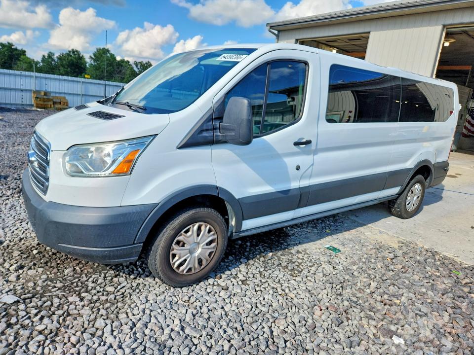 64996386 :رقم المزاد ، 1FBZX2ZM2FKA64921 vin ، 2015 Ford Transit مزاد بيع