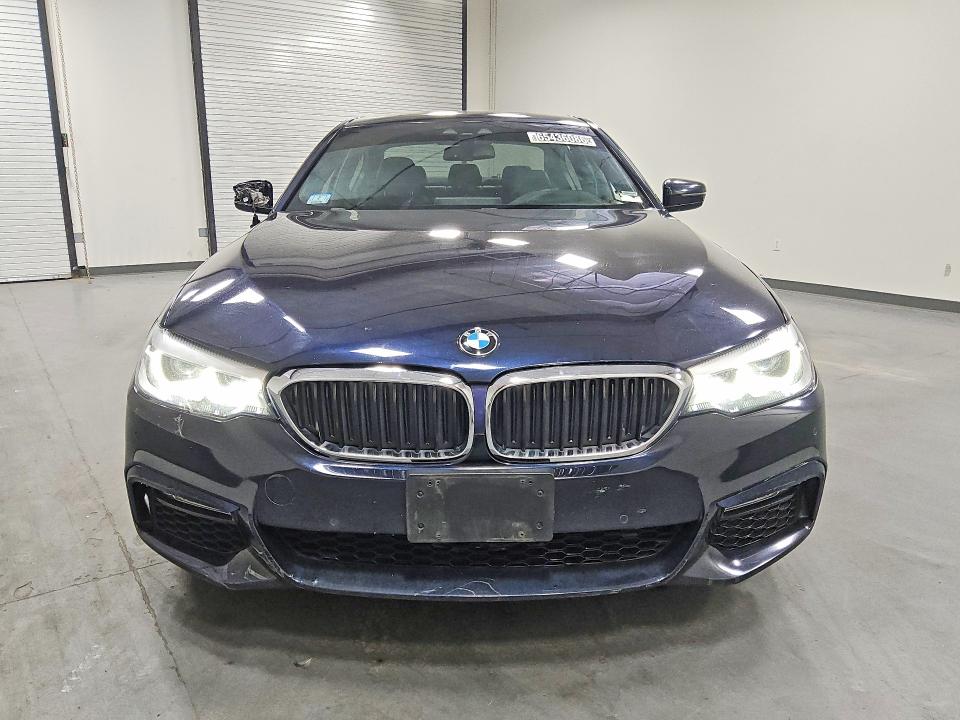 65436086 :رقم المزاد ، WBAJA7C56JG907942 vin ، 2018 Bmw 530 مزاد بيع