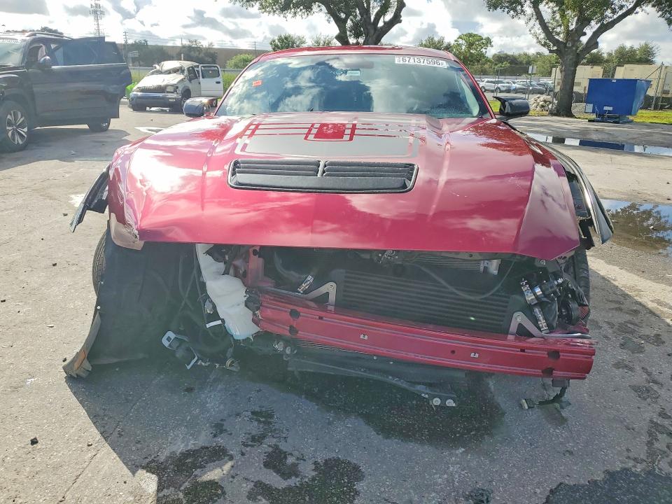 67137596 :رقم المزاد ، 1FA6P8CF8S5404776 vin ، 2025 Ford Mustang مزاد بيع