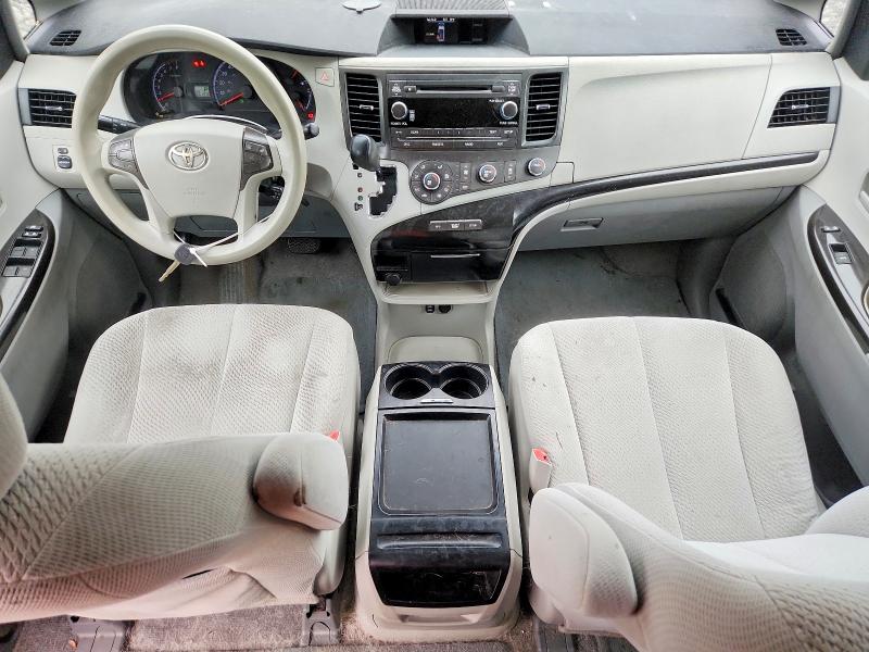 2011 Toyota Sienna მანქანა იყიდება აუქციონზე, vin: 5TDKK3DCXBS065057, აუქციონის ნომერი: 64718696