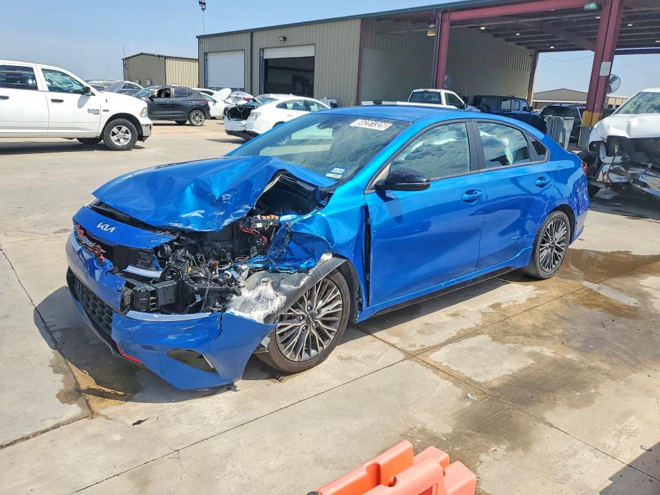 66251326 :رقم المزاد ، 3KPF54AD6PE655057 vin ، 2023 Kia Forte مزاد بيع