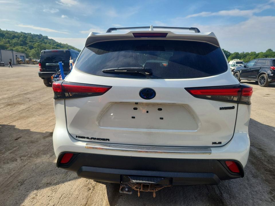 Aukcja sprzedaży 2023 Toyota Highlander Hybrid, vin: 5TDKBRCH6PS576577, numer aukcji: 64848186