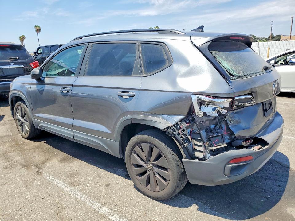 Продаж на аукціоні авто 2022 Volkswagen Taos, vin: 3VVDX7B27NM077054, номер лоту: 63609166