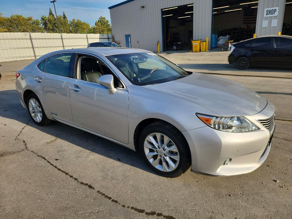 64996616 :رقم المزاد ، JTHBW1GG9E2061311 vin ، 2014 Lexus Es مزاد بيع