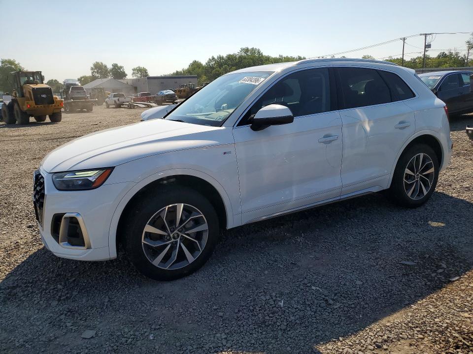 Продаж на аукціоні авто 2022 Audi Q5, vin: WA1GAAFY3N2065946, номер лоту: 63304396