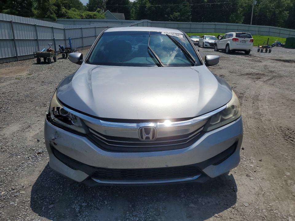 63434186 :رقم المزاد ، 1HGCR2F34HA183510 vin ، 2017 Honda Accord مزاد بيع