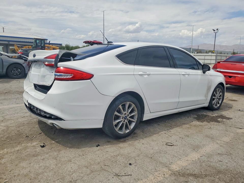 2017 Ford Fusion მანქანა იყიდება აუქციონზე, vin: 3FA6P0LU3HR386676, აუქციონის ნომერი: 67164416