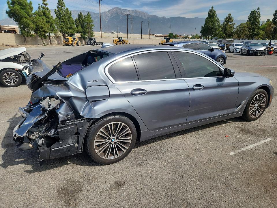 65602346 :رقم المزاد ، WBAJA9C56JB252917 vin ، 2018 Bmw 530e مزاد بيع