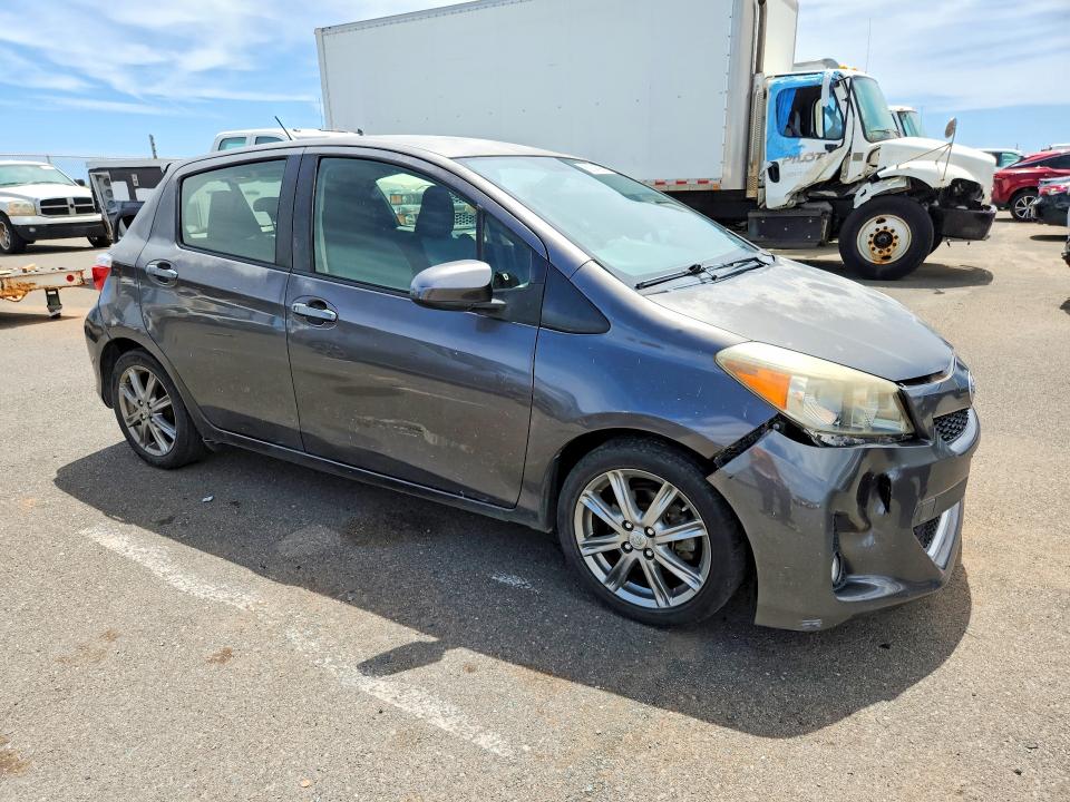 65934596 :رقم المزاد ، JTDKTUD36CD535729 vin ، 2012 Toyota Yaris مزاد بيع
