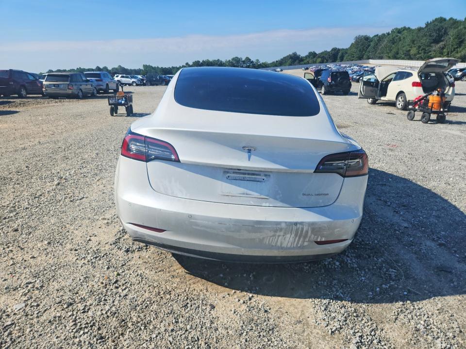 65600286 :رقم المزاد ، 5YJ3E1EB5NF261955 vin ، 2022 Tesla Model 3 مزاد بيع