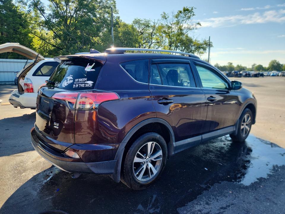 Продажа на аукционе авто 2018 Toyota Rav4, vin: 2T3RFREV9JW786635, номер лота: 65289236