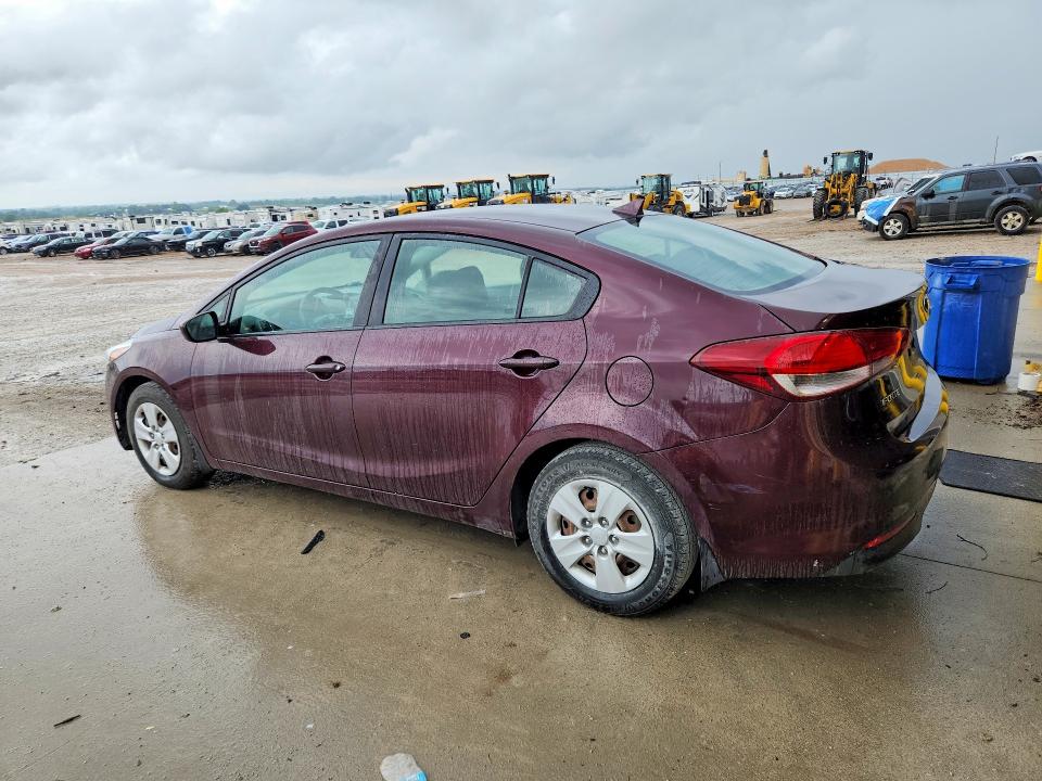 2017 Kia Forte მანქანა იყიდება აუქციონზე, vin: 3KPFK4A71HE109500, აუქციონის ნომერი: 65338966