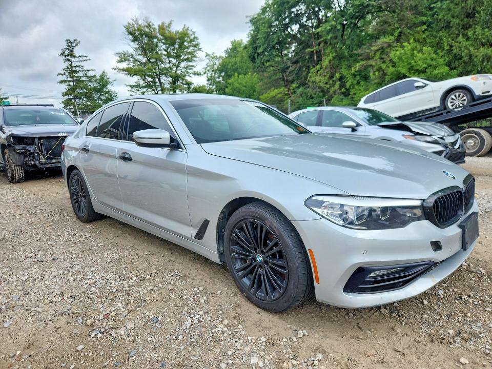 64305126 :رقم المزاد ، WBAJA7C52JWA73967 vin ، 2018 Bmw 530 مزاد بيع