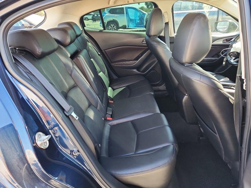 Продаж на аукціоні авто 2018 Mazda 3, vin: 3MZBN1L34JM198678, номер лоту: 67307186