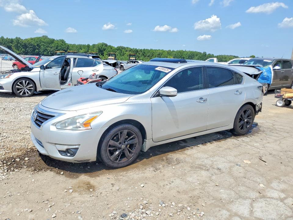 Продажа на аукционе авто 2015 Nissan Altima, vin: 1N4AL3AP0FC456179, номер лота: 64896626