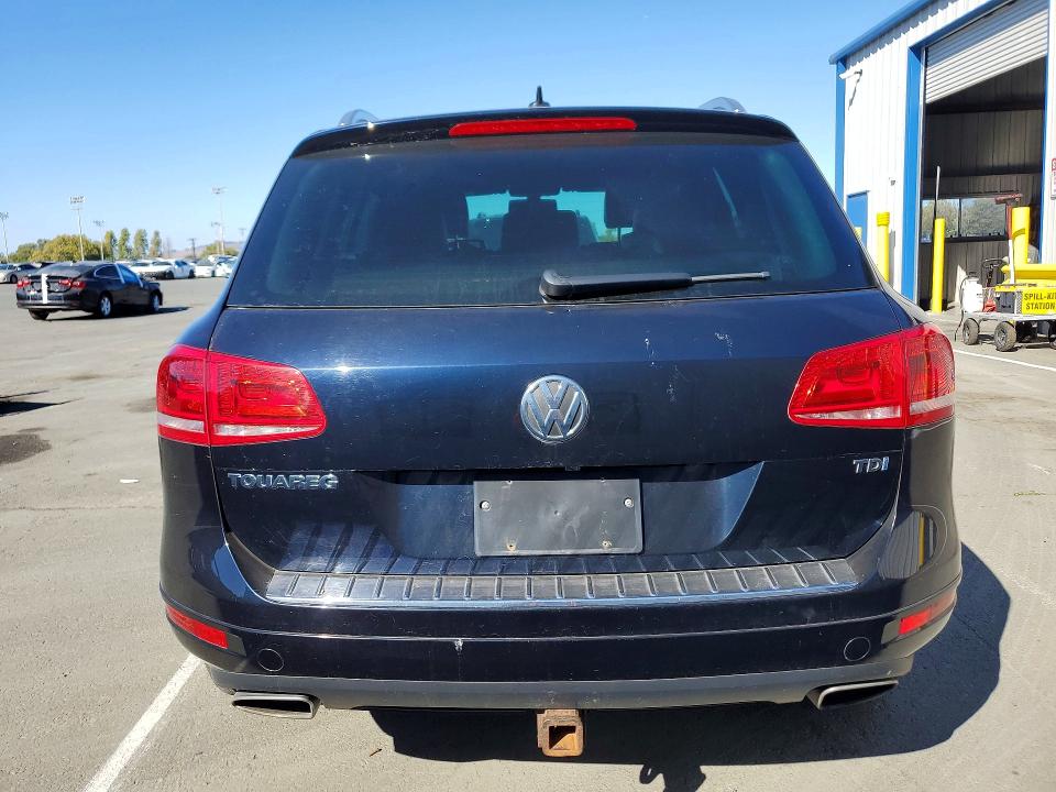 Продажа на аукционе авто 2014 Volkswagen Touareg, vin: WVGEP9BP5ED012298, номер лота: 63709926