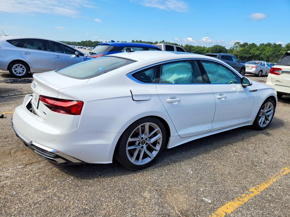 Aukcja sprzedaży 2024 Audi A5, vin: WAUFACF52RA052889, numer aukcji: 63414666