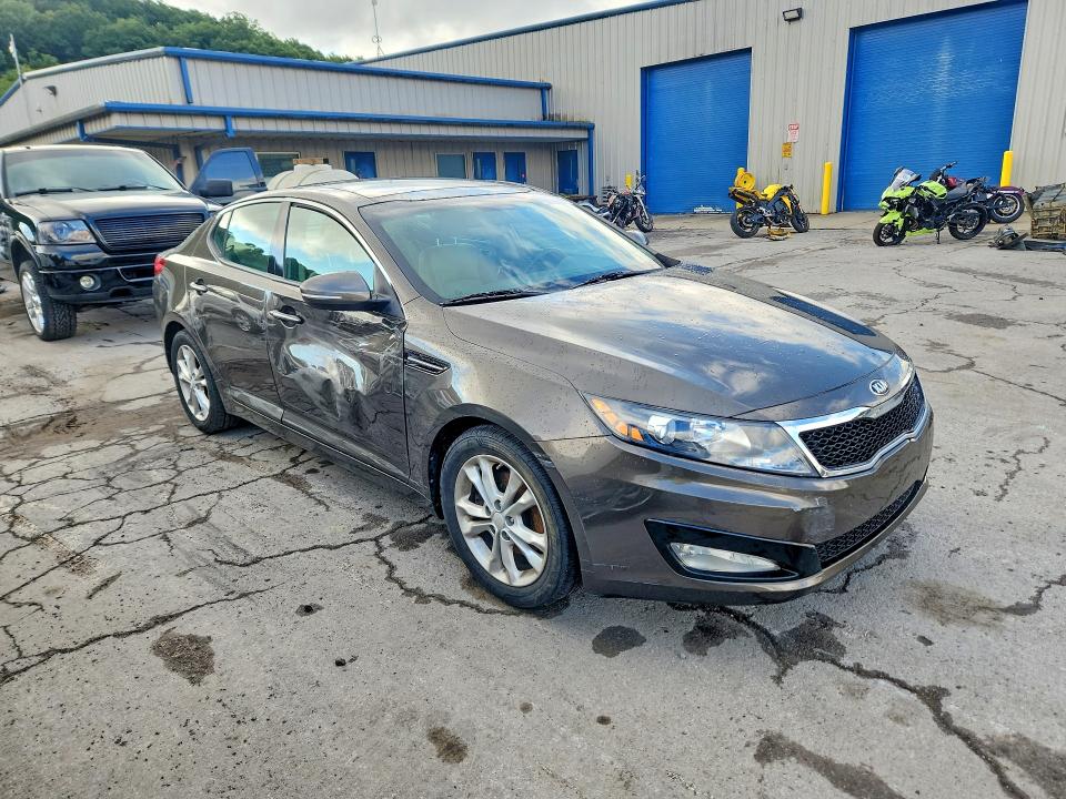 2013 Kia Optima მანქანა იყიდება აუქციონზე, vin: 5XXGN4A70DG216227, აუქციონის ნომერი: 60016726