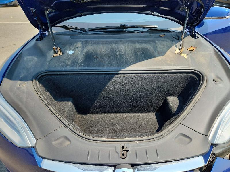 64539106 :رقم المزاد ، 5YJSA1E28LF369863 vin ، 2020 Tesla Model S مزاد بيع