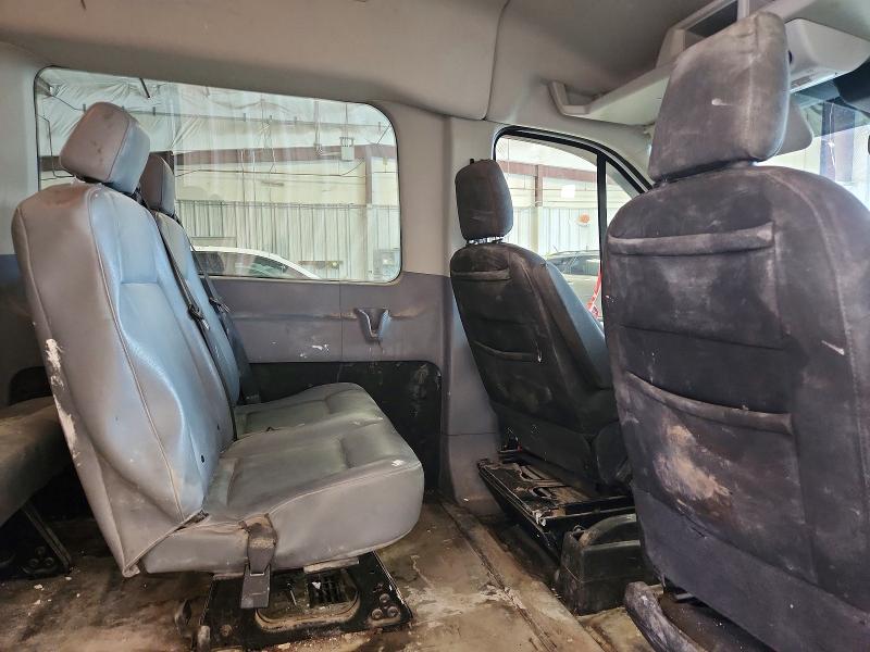 64904856 :رقم المزاد ، 1FMZK1CGXKKB22058 vin ، 2019 Ford Transit مزاد بيع