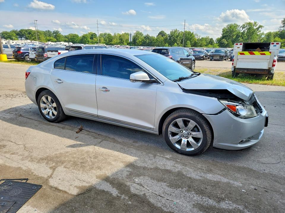 64090216 :رقم المزاد ، 1G4GE5ED9BF184570 vin ، 2011 Buick Lacrosse مزاد بيع