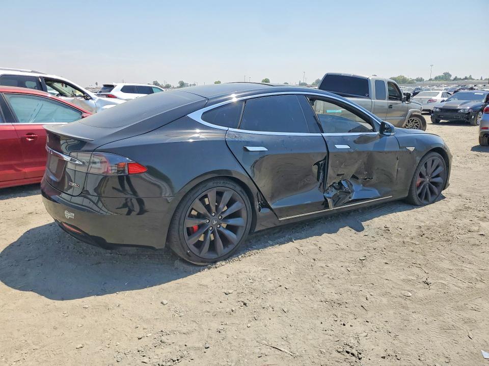 64157856 :رقم المزاد ، 5YJSA1E42GF141171 vin ، 2016 Tesla Model S مزاد بيع