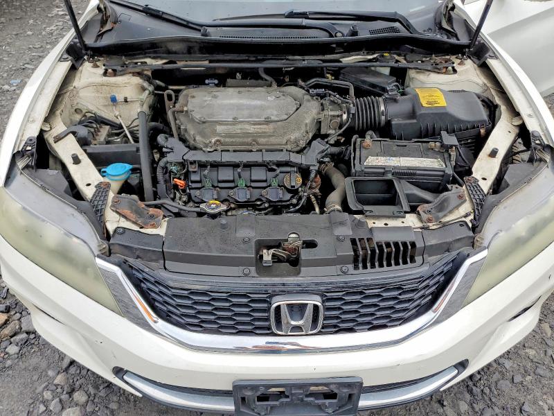 63345266 :رقم المزاد ، 1HGCT2B83DA008078 vin ، 2013 Honda Accord مزاد بيع
