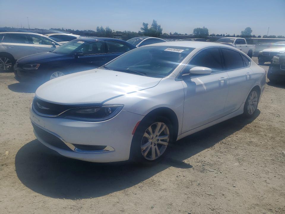 64426996 :رقم المزاد ، 1C3CCCAB9FN741172 vin ، 2015 Chrysler 200 مزاد بيع