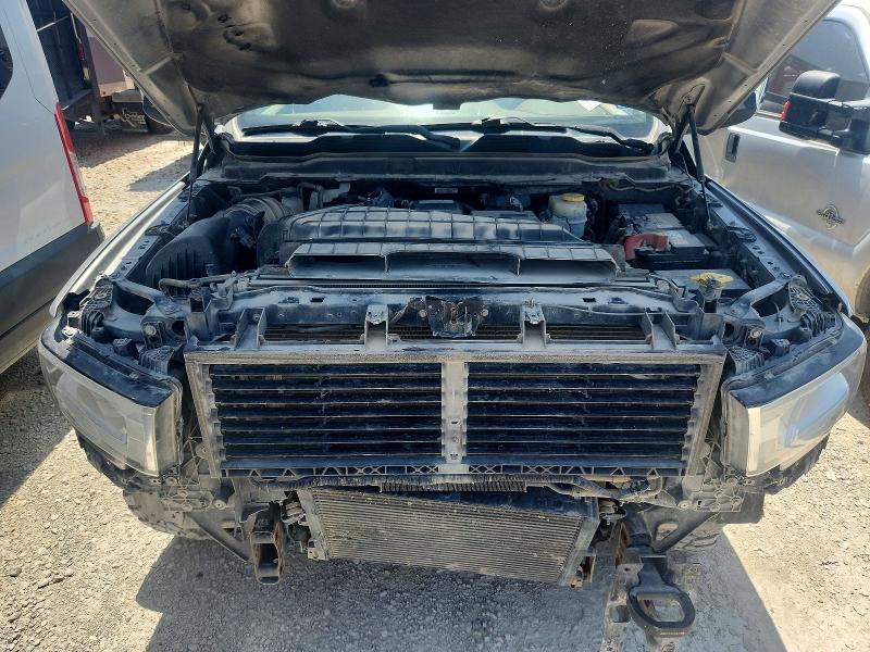 64046536 :رقم المزاد ، 3C63RRJL7NG293793 vin ، 2022 Ram 3500 مزاد بيع