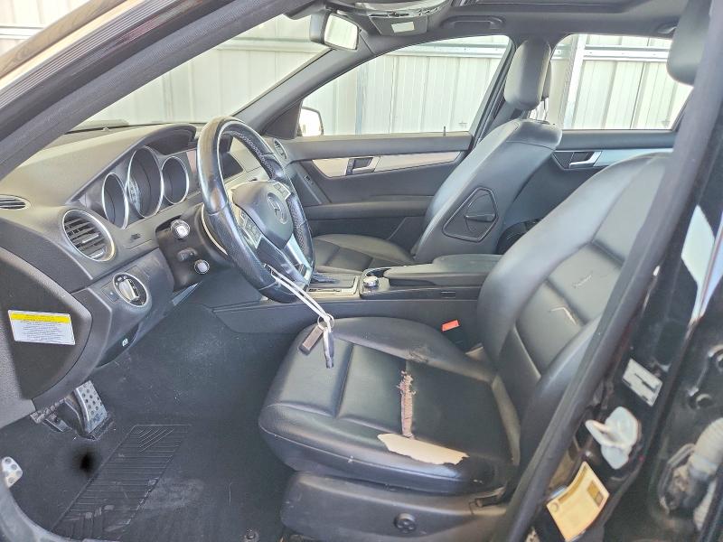 Продажа на аукционе авто 2013 Mercedes-benz C, vin: WDDGF4HB0DR242790, номер лота: 66455876