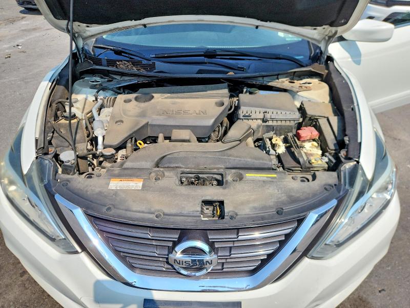 Продажа на аукционе авто 2017 Nissan Altima, vin: 1N4AL3AP1HC132659, номер лота: 64195126