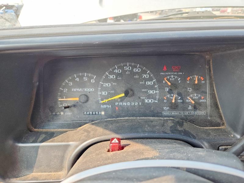 Aukcja sprzedaży 1998 Gmc Suburban, vin: 1GKFK16R1WJ705431, numer aukcji: 63489176