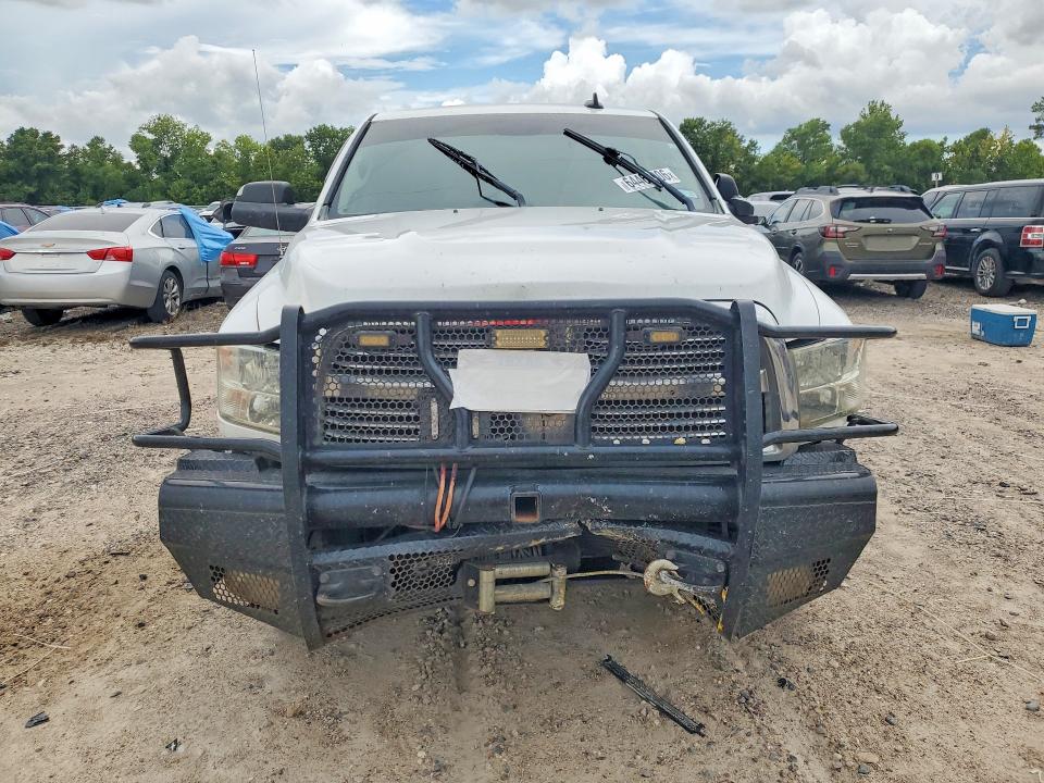 Продажа на аукционе авто 2015 Ram 2500, vin: 3C6UR5DL1FG516422, номер лота: 64462906