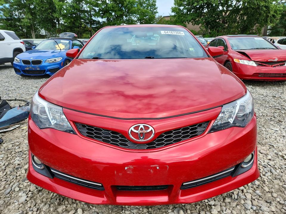 2013 Toyota Camry მანქანა იყიდება აუქციონზე, vin: 4T1BF1FK2DU648066, აუქციონის ნომერი: 64187306