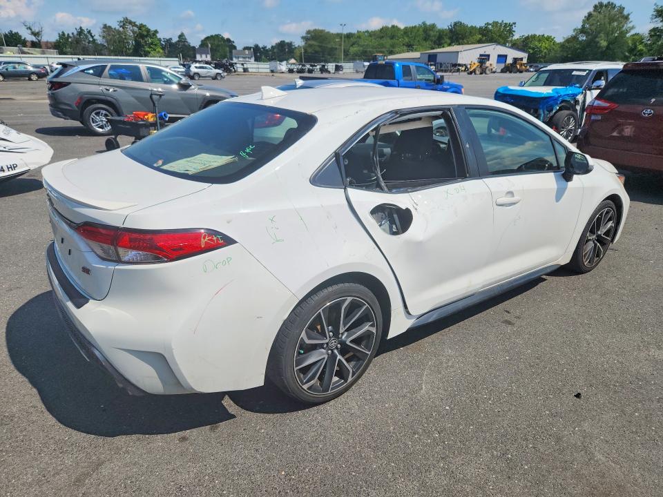 63523076 :رقم المزاد ، JTDS4MCE3NJ090550 vin ، 2022 Toyota Corolla مزاد بيع