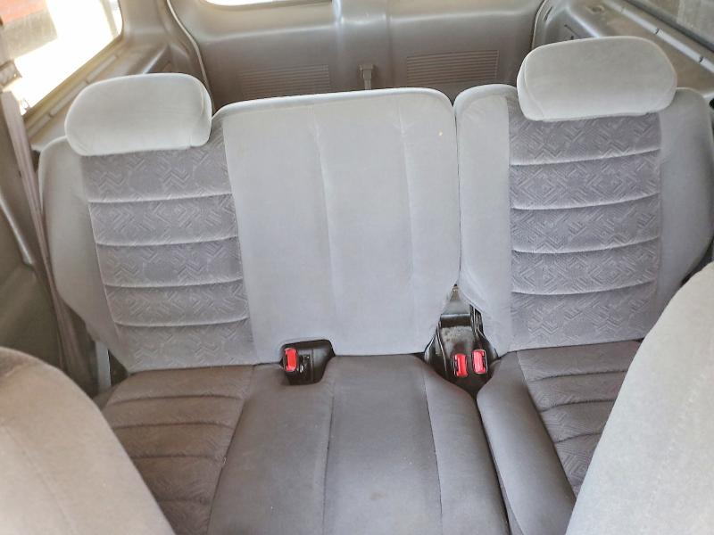 Продажа на аукционе авто 2000 Ford Explorer, vin: 1FMZU73E1YZC43038, номер лота: 64232236